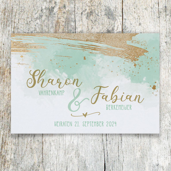 – vergrößerte Abbildung Die modernen Hochzeitseinladungen in Mintgrün und Gold sind hier abgebildet.