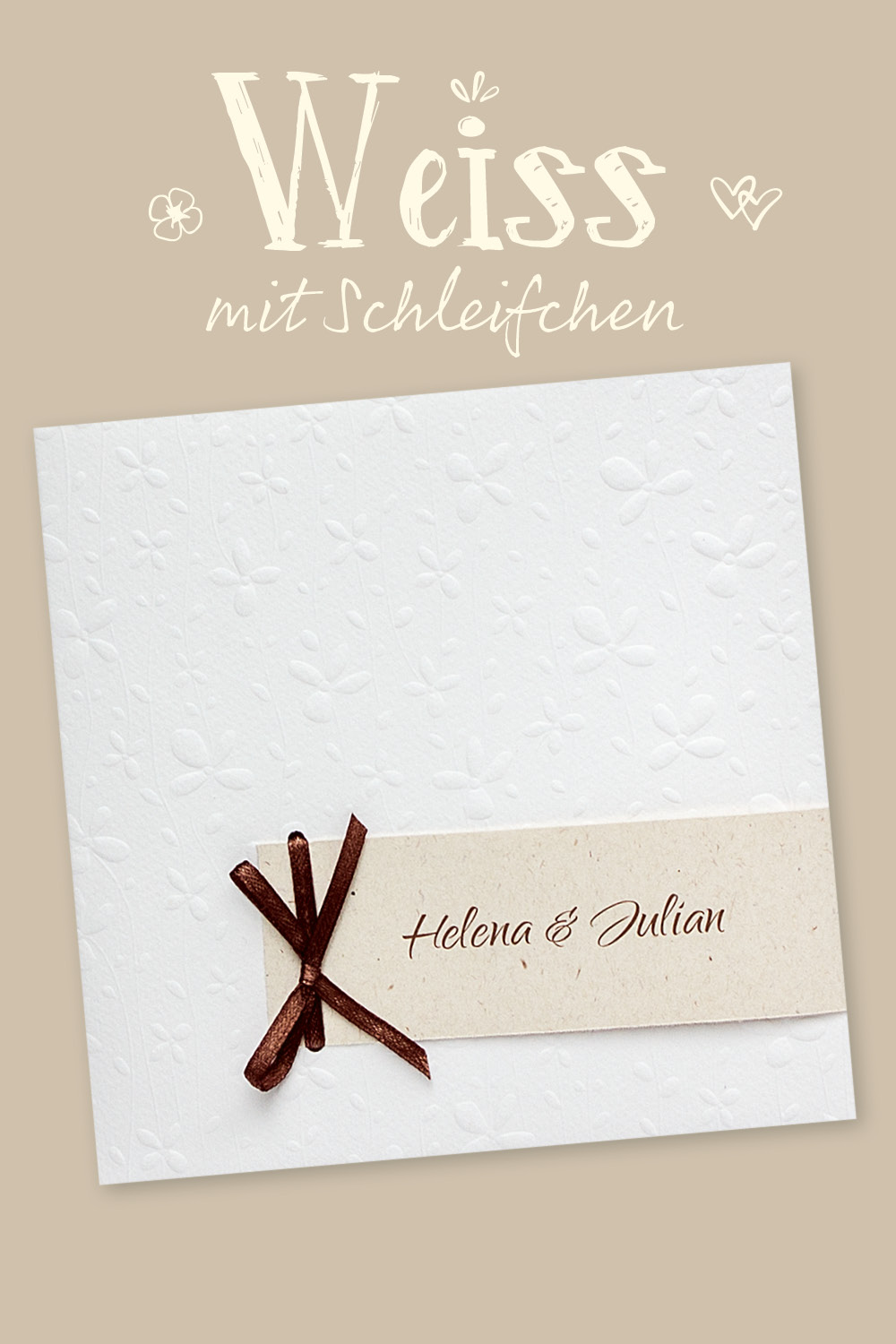 Weiße Hochzeitseinladungen mit brauner Schleife