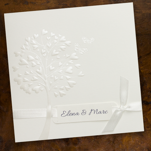 Weiße, romantische Hochzeitseinladungen – vergrößerte Abbildung Weiße, romantische Hochzeitseinladungen